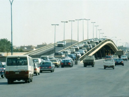 King Fahd Road before development (1406H)