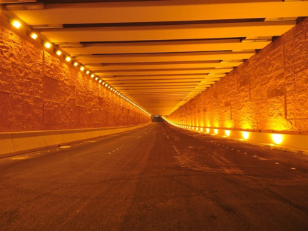 ‎King Abdullah Road 700-meter Main Tunnel that links King Fahd Road and Al-Olaya Street ‎